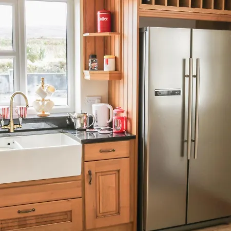 Mcguire's בית נופש Barnatra